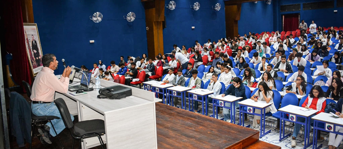 Cycle de conf&eacute;rences : sensibilisation sur la probl&eacute;matique mondiale de la raret&eacute; de l'eau
